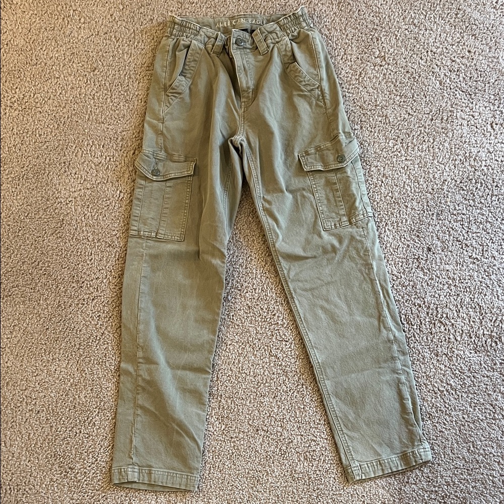 Women’s Olive straight Leg Cargo Pants